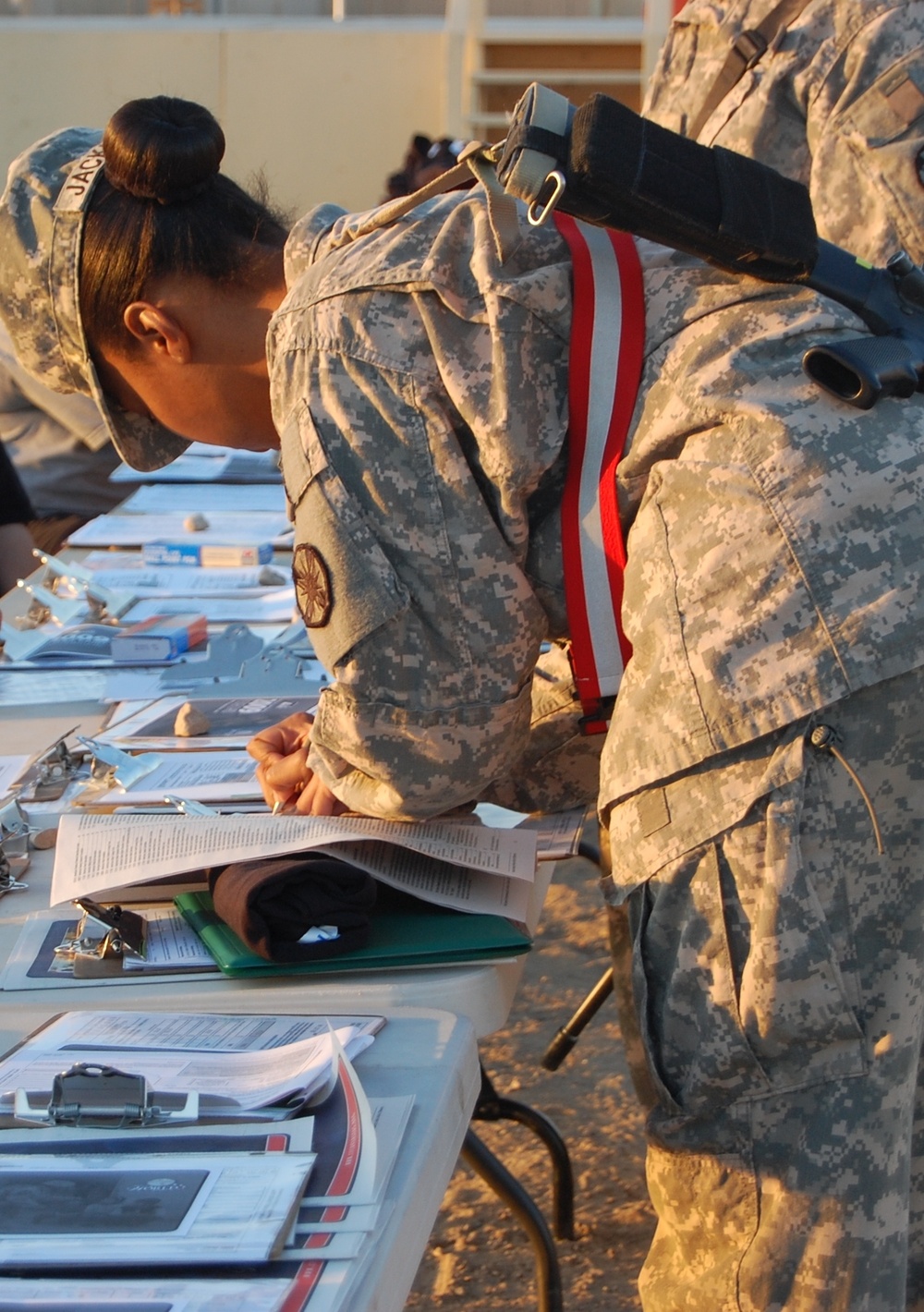 49th Transportation Battalion raises more than $27,000 for charity;
Transportation Soldier nominated for CFC Hero Award