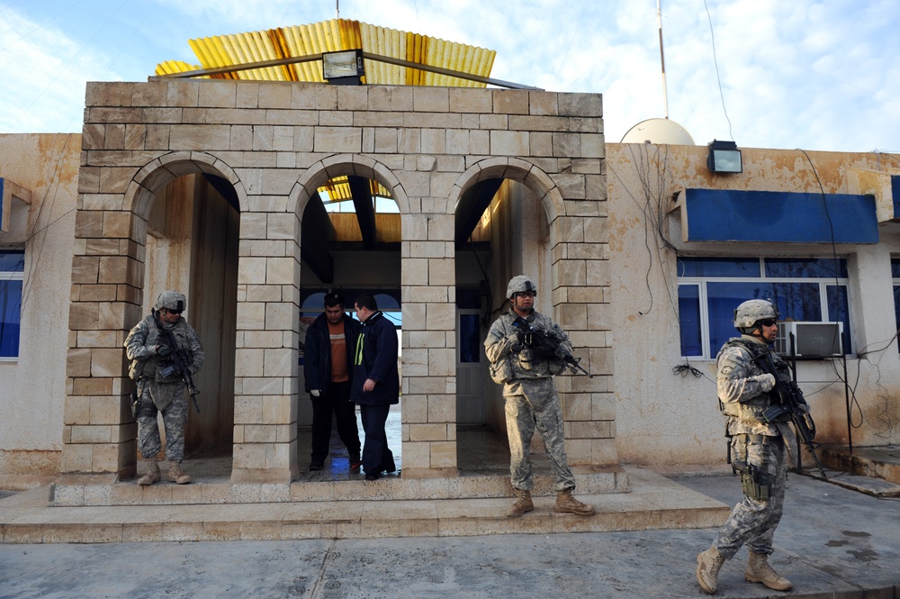 218th MP's Visits Altun Kupri Iraqi Police Station