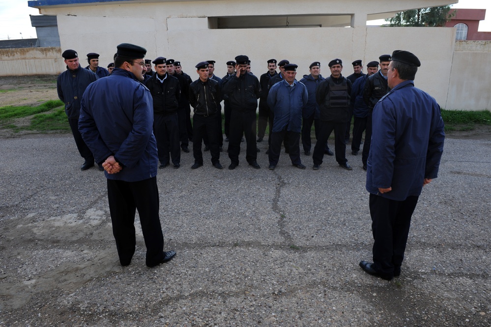 218th MP's Visits Altun Kupri Iraqi Police Station