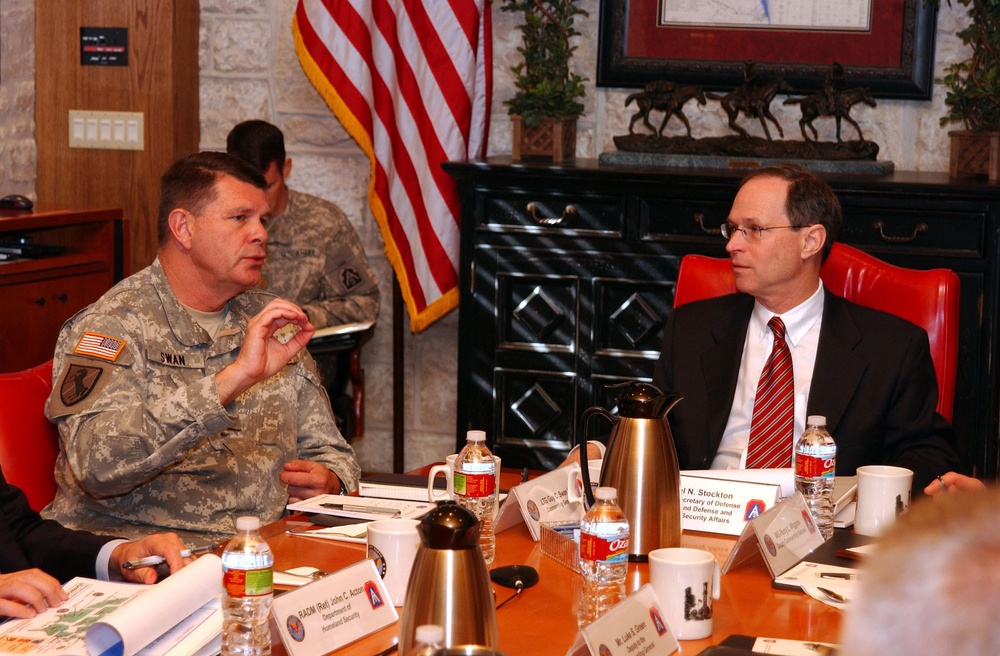 Asst. Sec. Def. for Homeland Defense visits ARNORTH, speaks to DSCA students