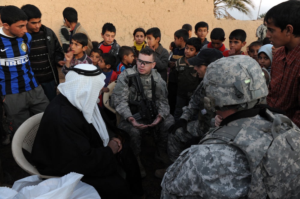 6-1 CAV and IA Deliver Toys To Kids
