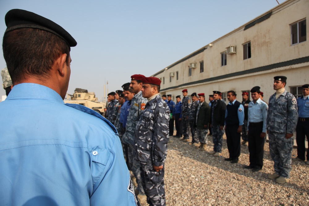 Iraqi police inspection formation