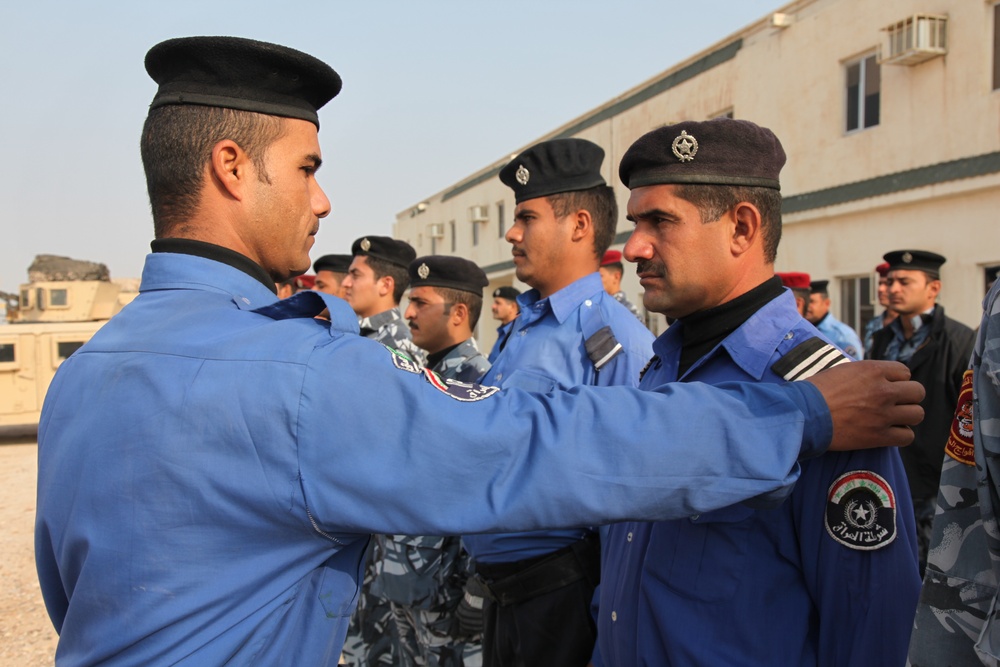 Iraqi police inspection formation