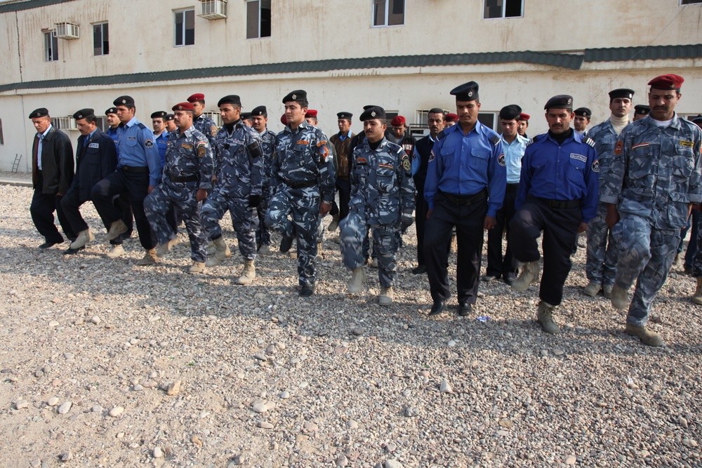 Iraqi police inspection formation