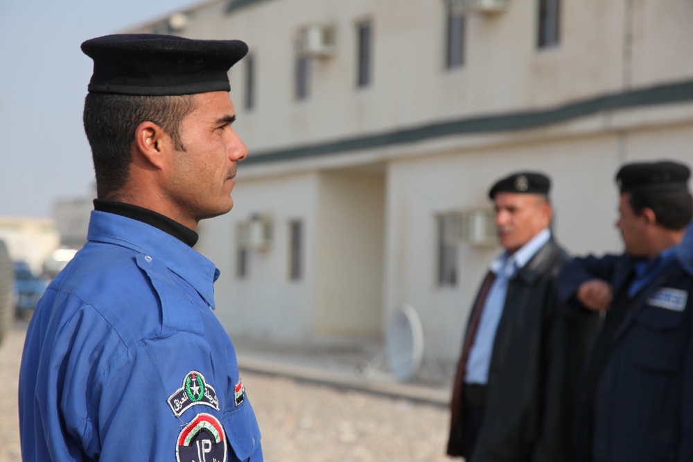 Iraqi police inspection formation