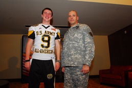 Washington Football Player and Fort Riley Soldier Pair-up at U.S. All American Bowl