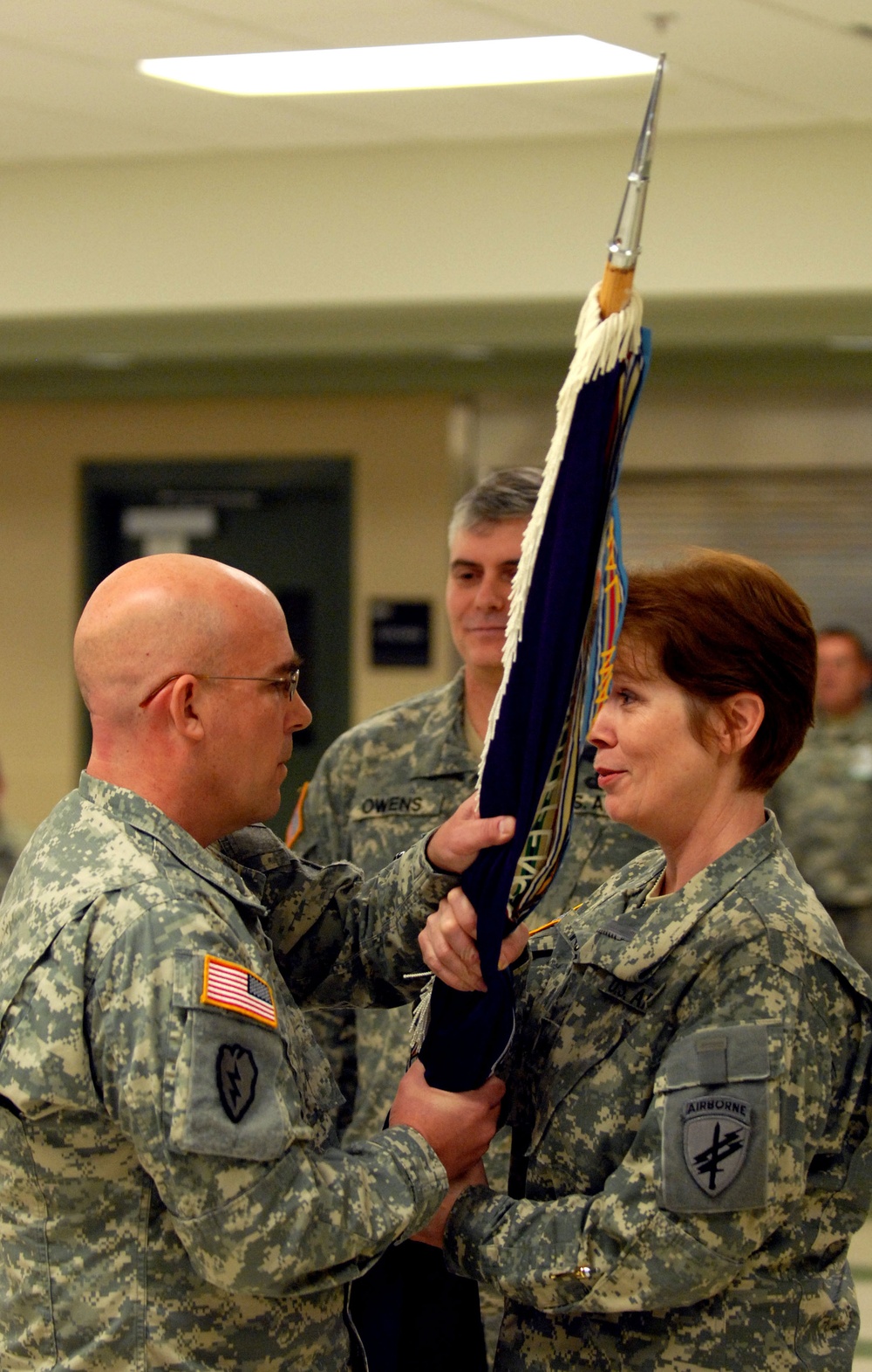 The 352nd Civil Affairs Command Welcomes New Commander
