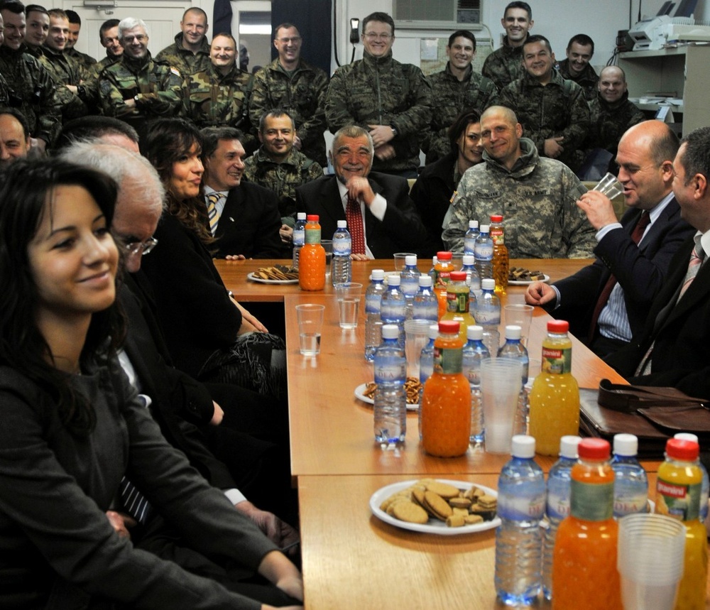 President of Croatia visits his nation's troops on Camp Bondsteel