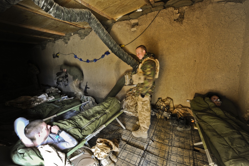 British soldiers conduct Operation Herrick