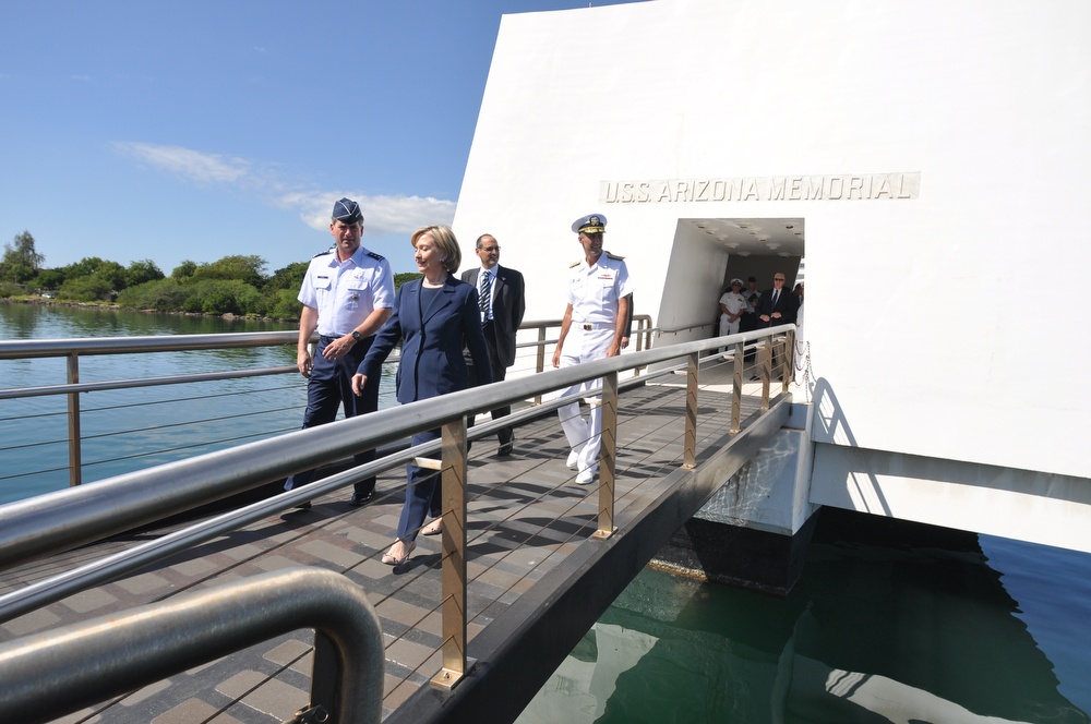 Secretary of State Hillary Rodham Clinton visits Hawaii