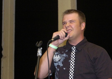 Service Member Brings Laughs to Guantanamo