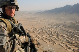 Rising to the Challenge - Paratrooper Re-enlists Above Arghandab Valley