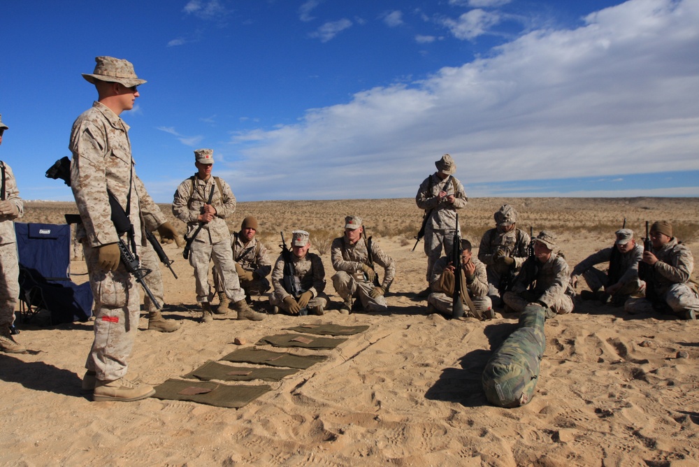 CLB-7 Marines, Sailors sharpen basic warrior skills