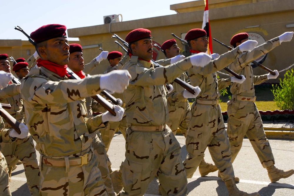 Iraqi Army Soldiers show their skills at 17th Division Iraqi Armed Forces Parade