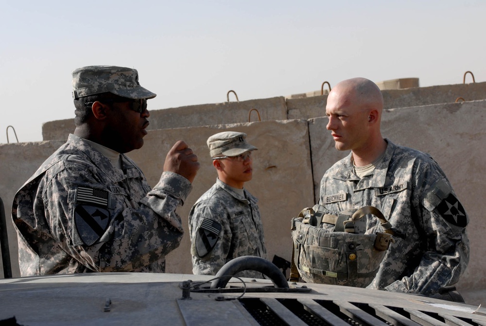 Soldiers conduct joint live fires exercise