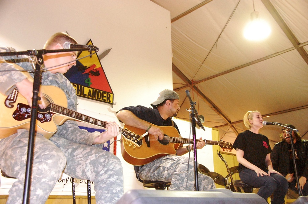 Soldier plays with Pickler