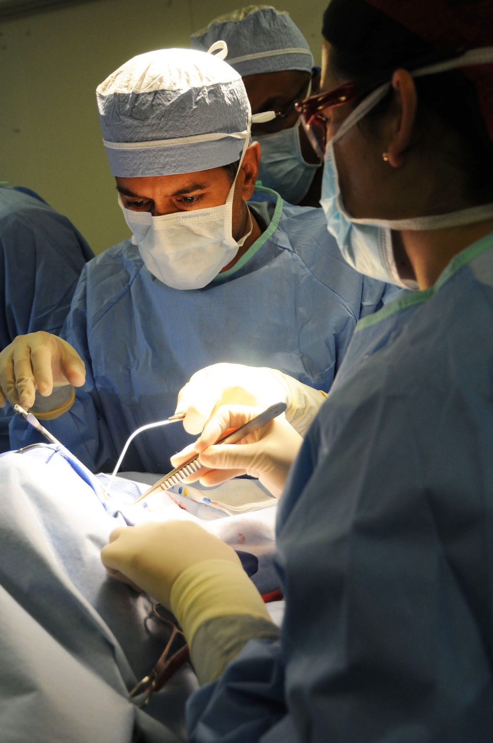 Dr. Sanjay Gupta helps in Haiti Relief efforts