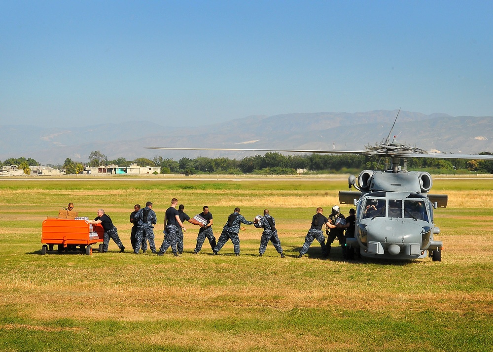 USS Carl Vinson Participates in Haiti Relief Operations