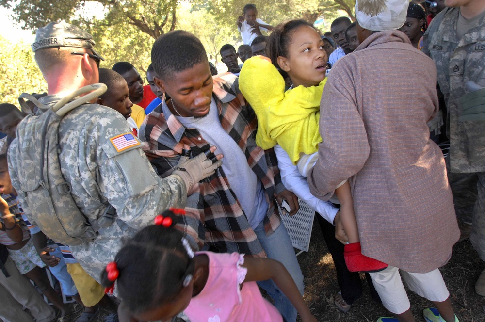 Airborne Troops Expand Relief Efforts