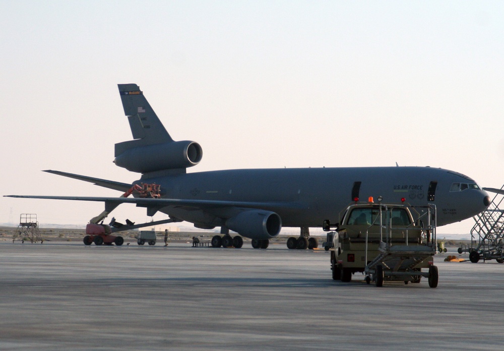 KC-10 Maintainers in Southwest Asia