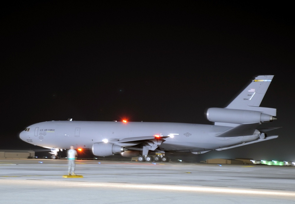 KC-10 Extenders in Southwest Asia