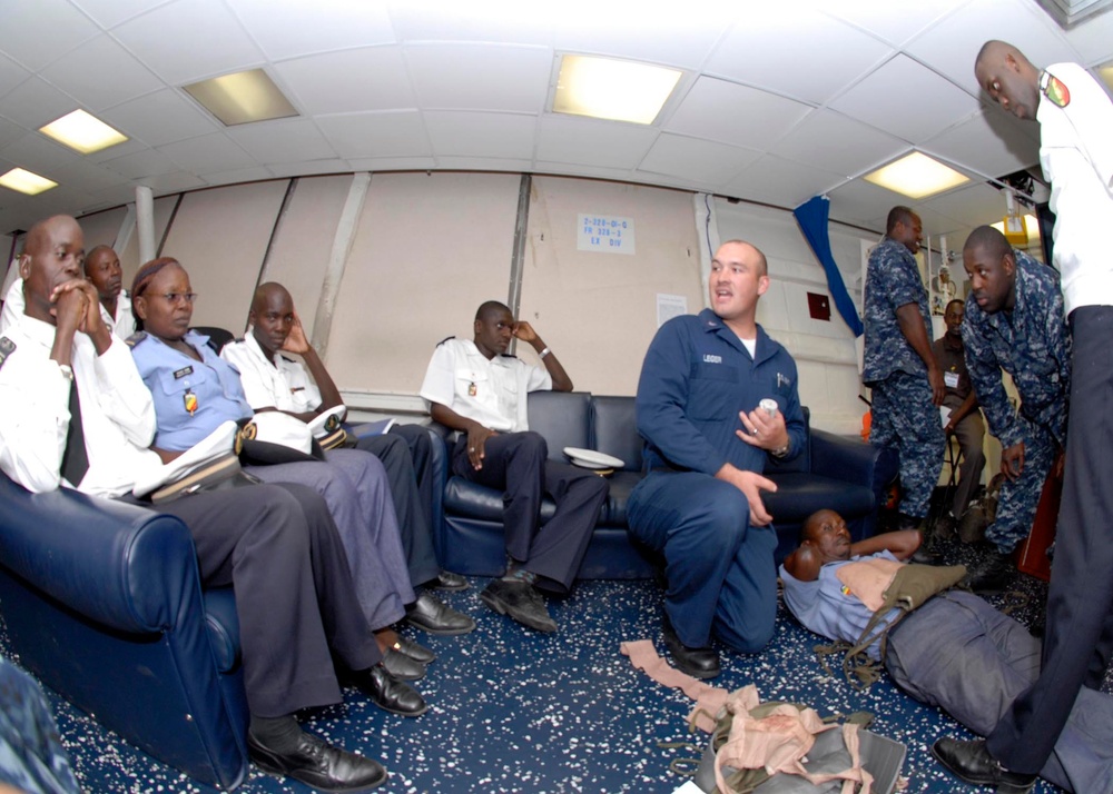 Congolese navy members learn combat life saver training