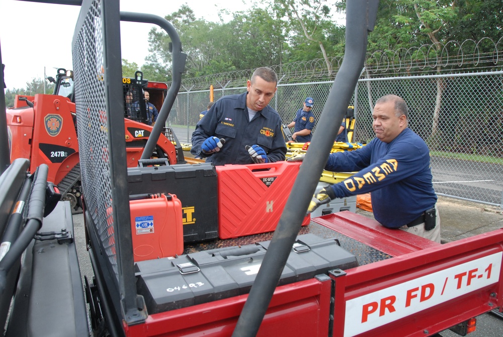 Puerto Rican National Guard Aid for Haiti