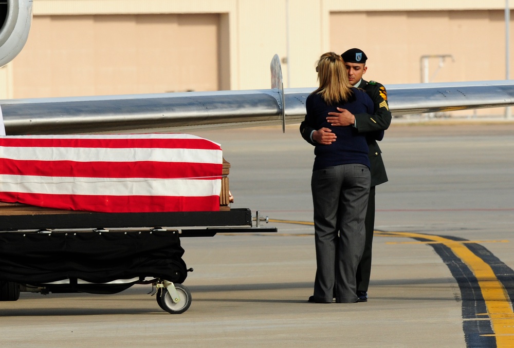 Fallen Hero Arrives at MacDill AFB