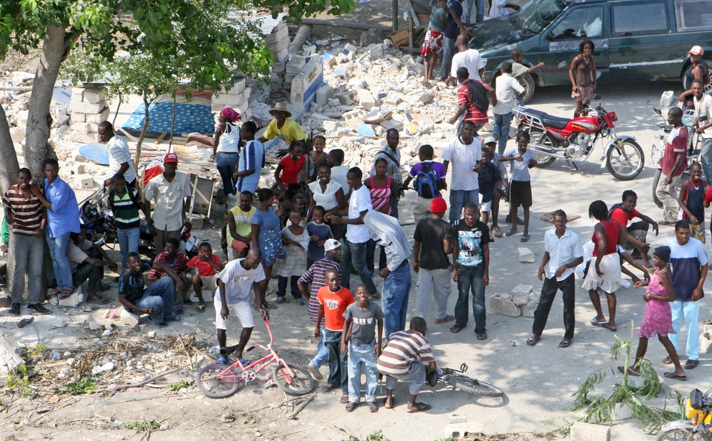 22nd MEU commander tours Haiti