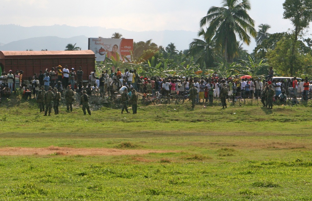 22nd MEU commander tours Haiti