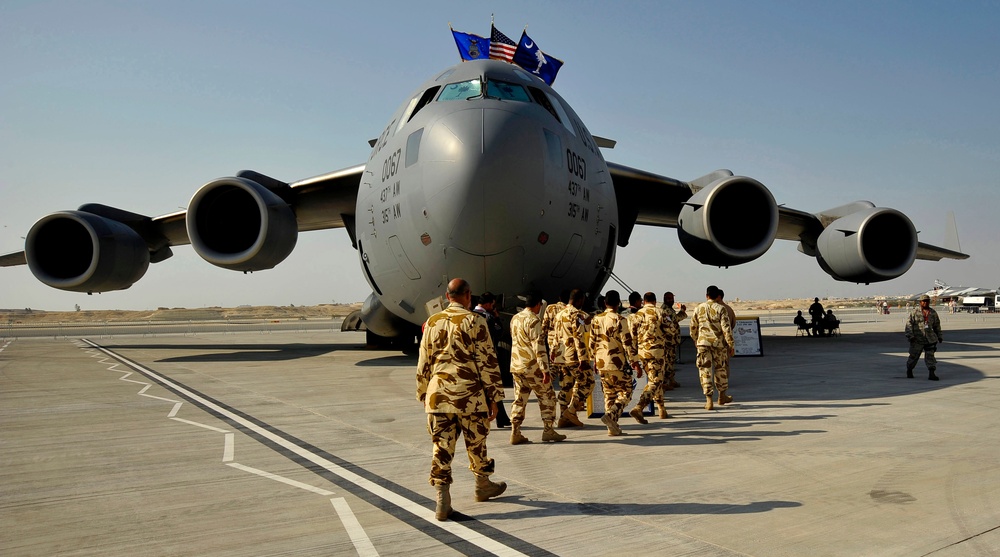 Airmen support inaugural Bahrain International Airshow