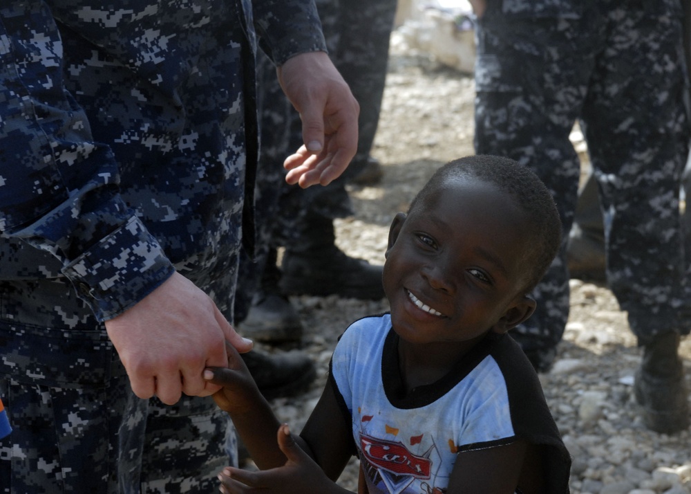 Operation Unified Response, Joint Task Force Haiti, Bataan Amphibious Relief Mission