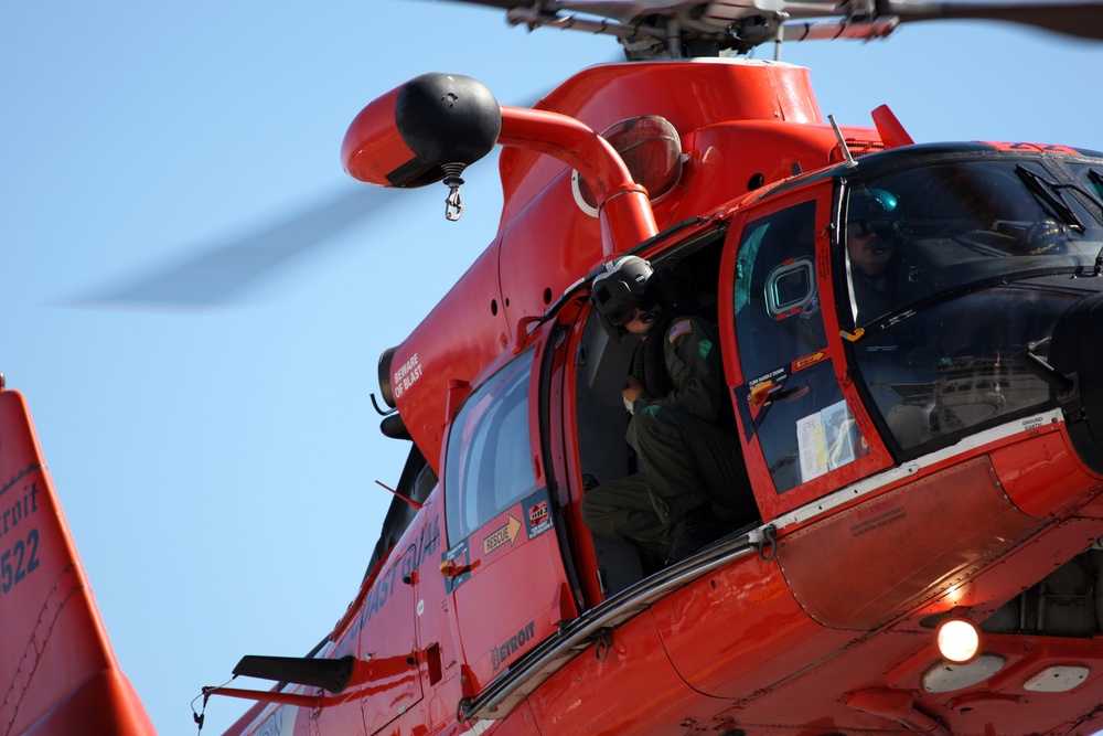 U.S. Coast Guard helicopter to deliver Haitian earthquake victims