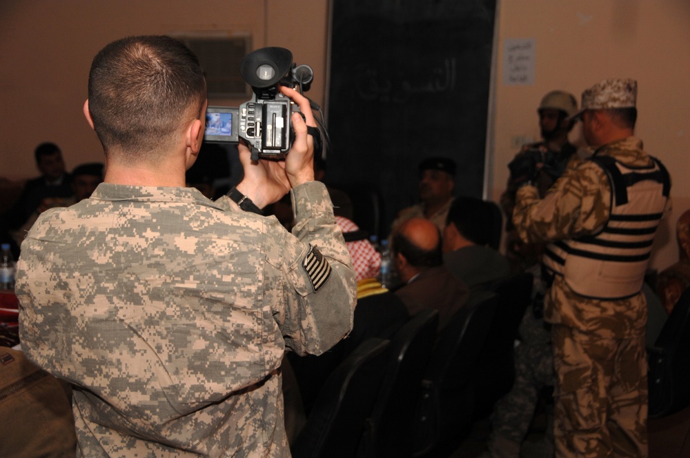 Troops guard key leaders meeting in Baghdad