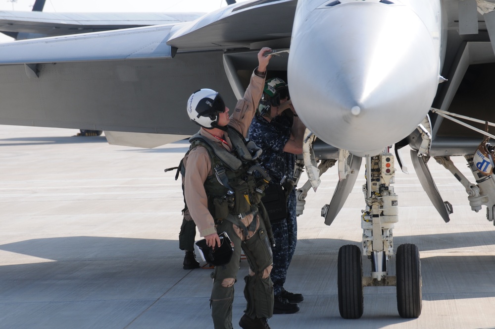 U.S. Navy Participates in the Bahrain International Airshow