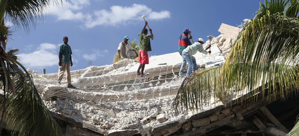 The 22nd MEU has distributed supplies in the area to aid earthquake victims