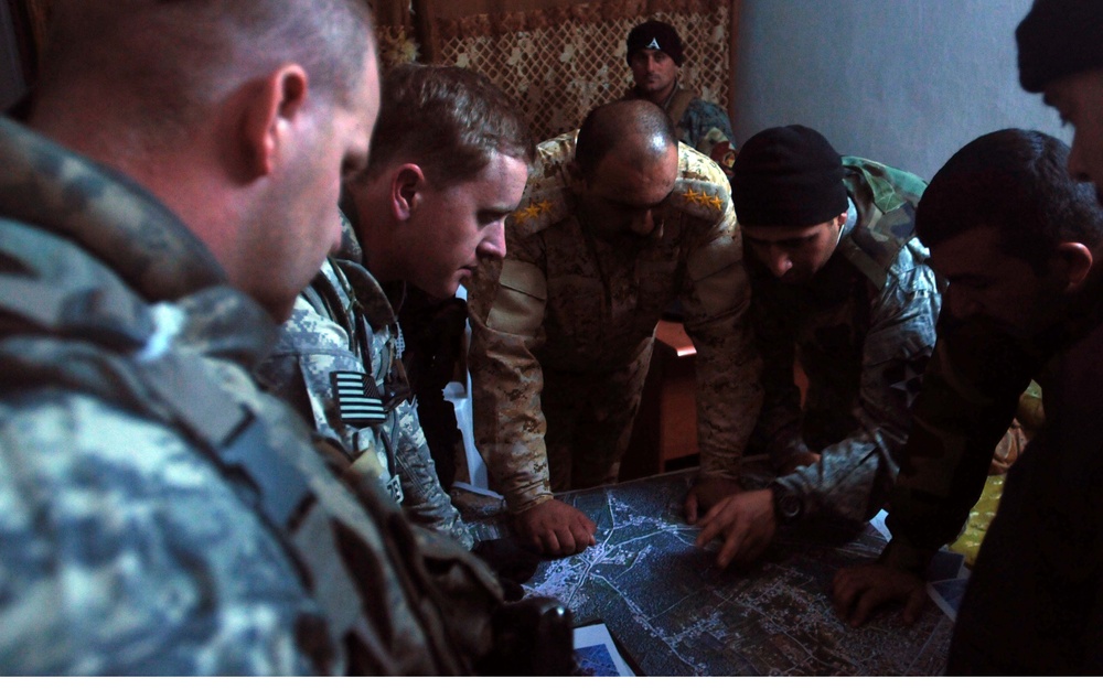 Hailstorm Soldiers roam at night with Iraqi forces