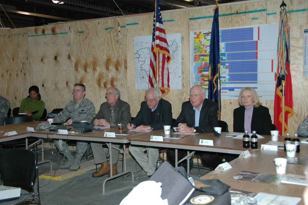 Vermont Delegation Visits Deploying Soldiers