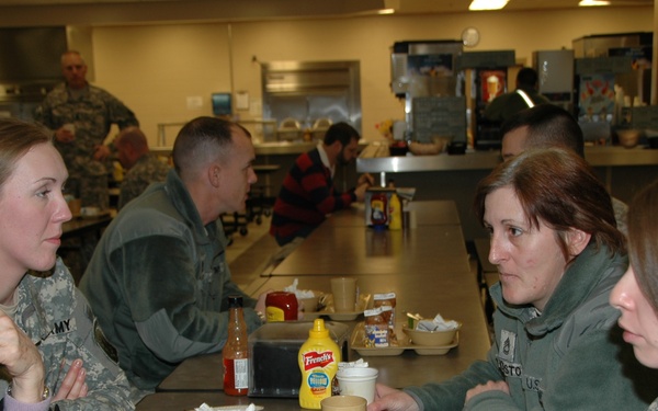 Vermont Delegation Visits Deploying Soldiers