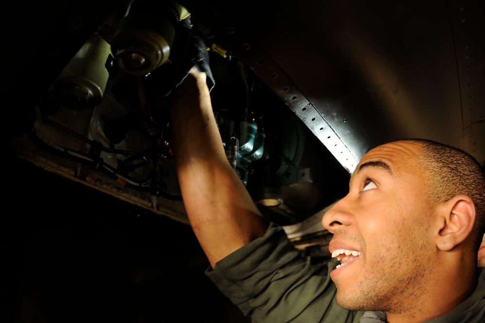 F15E maintainers