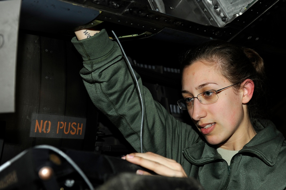 F15E maintainers