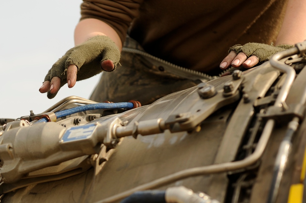 F15E maintainers