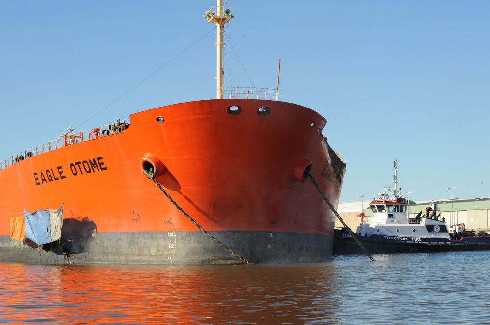 Coast Guard Continues Port Arthur Oil Spill Response