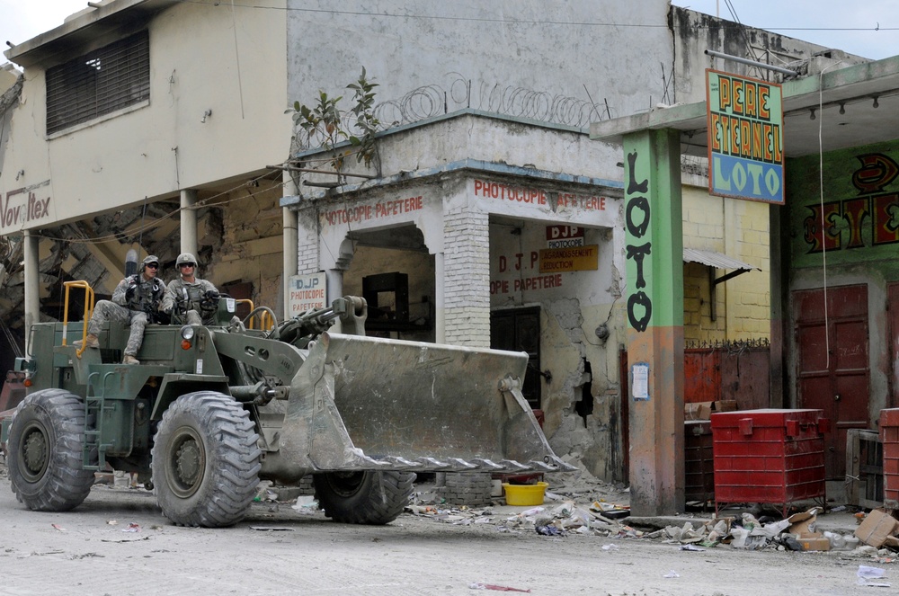 2BCT Partners With Haitian Government to Restore Transportation Routes in Port-au-Prince