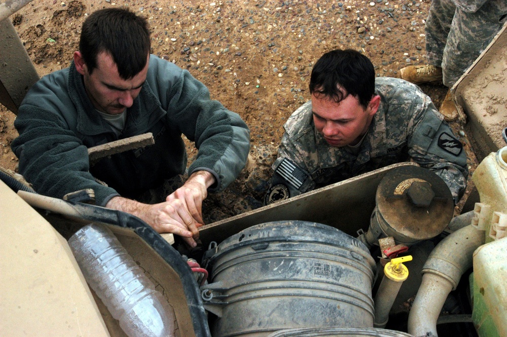 Mississippi Guardsmen recover vehicles throughout northern Iraq