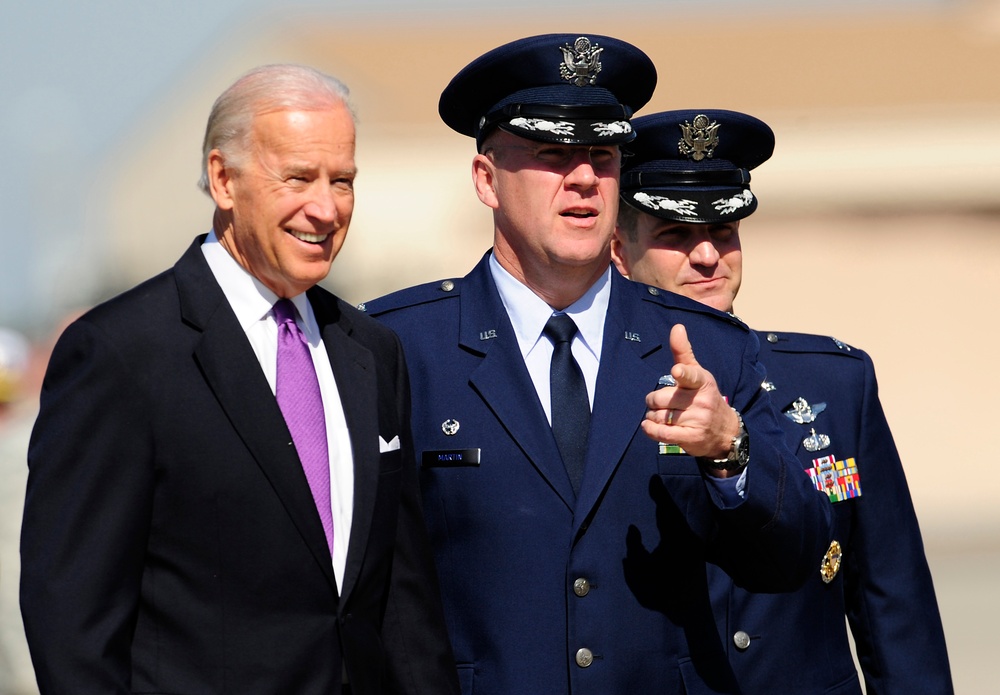 President, Vice President Arrive at MacDill