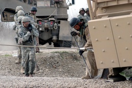 Mississippi Guardsmen recover vehicles throughout northern Iraq