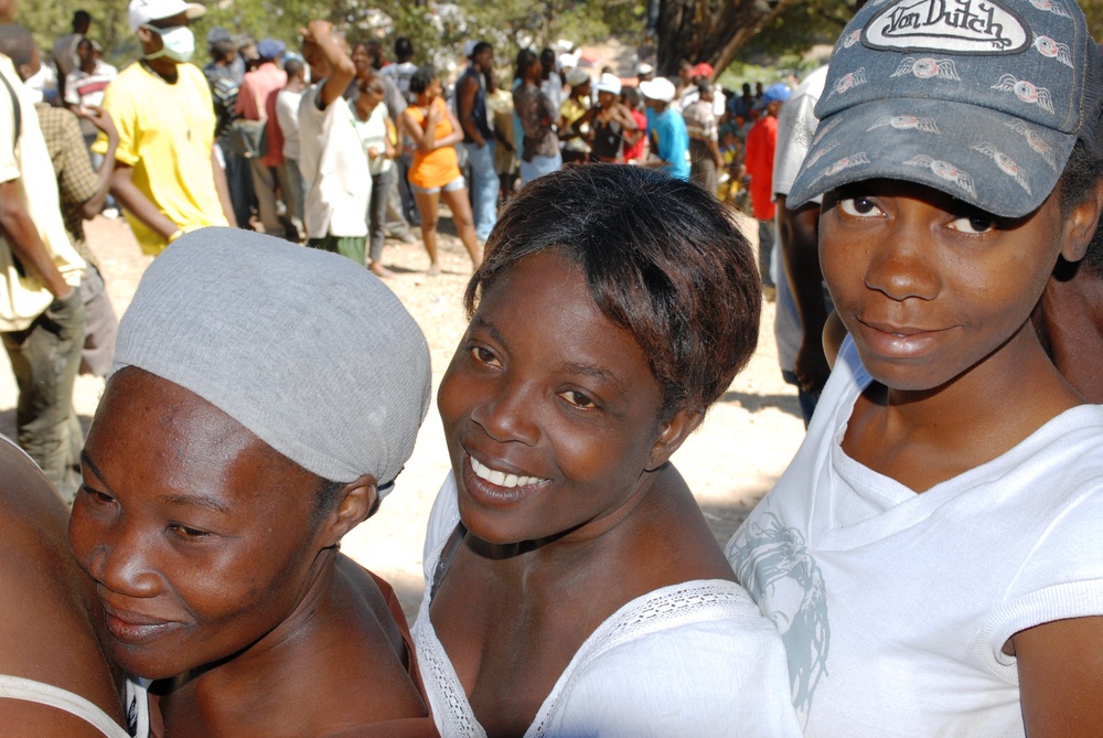 2nd Brigade Combat Team delivers food to thousands