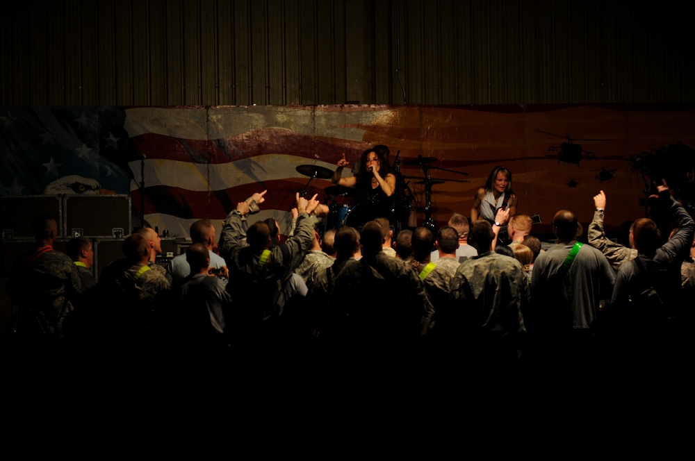 Speicher service members rock out with 'the girls'