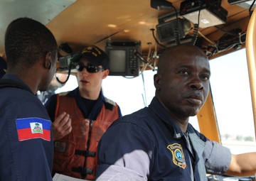 Virginia based cutter operates in Haiti to bring relief